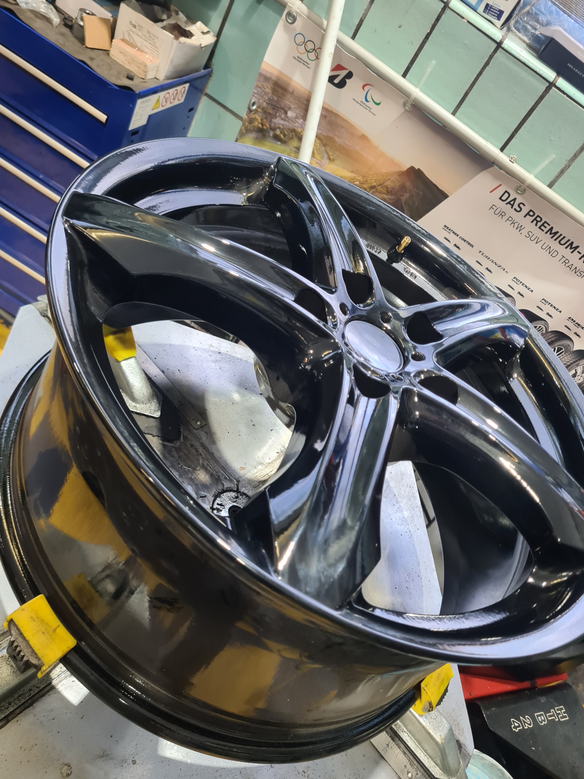 Original BBS 19 Zoll Alufelgen – Frisch Pulverbeschichtet (Porsche Silber) – 5x120 – Bild 2